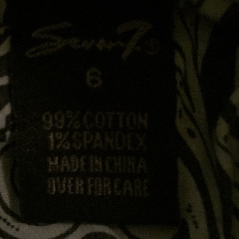 Jeans - Picture 3 of 4